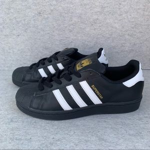 Adidas Superstar black size 5 youth